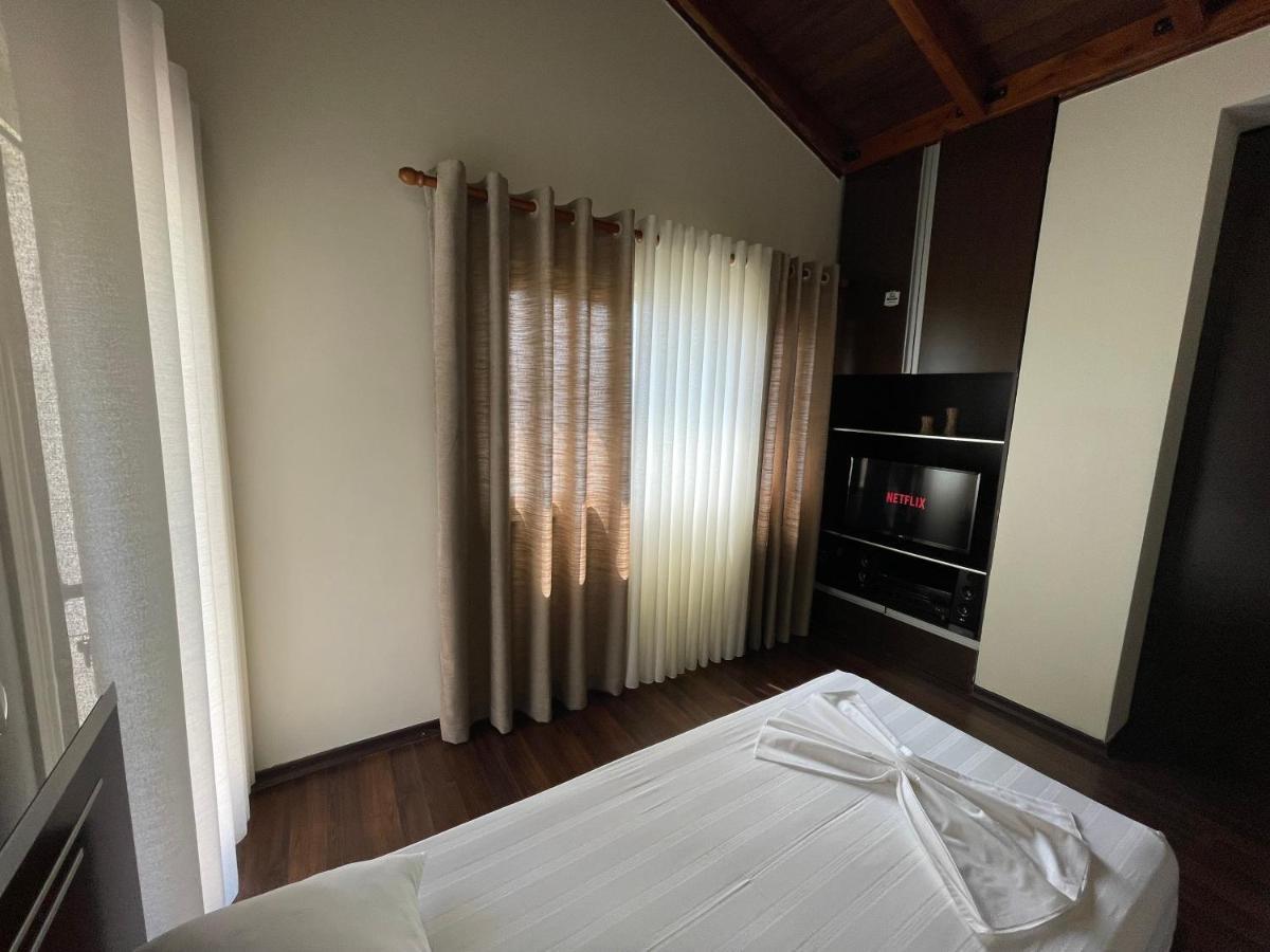 Vila Zahaj Vlore Luaran gambar